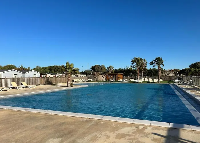 キャンプ場 Mobil De Marine ポール・ラ・ヌーヴェル